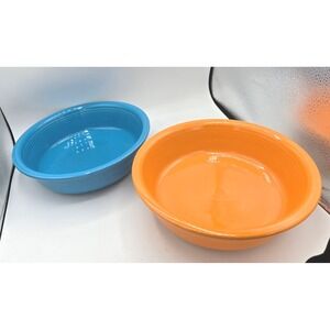 Fiesta HLC USA‎ Vintage Nesting Bowls Turquoise Blue and Apricot Orange Pair